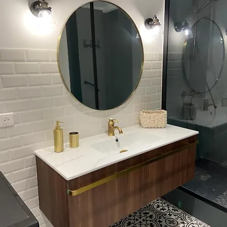 Sea View: Beachfront T2 With Balcony And Parking