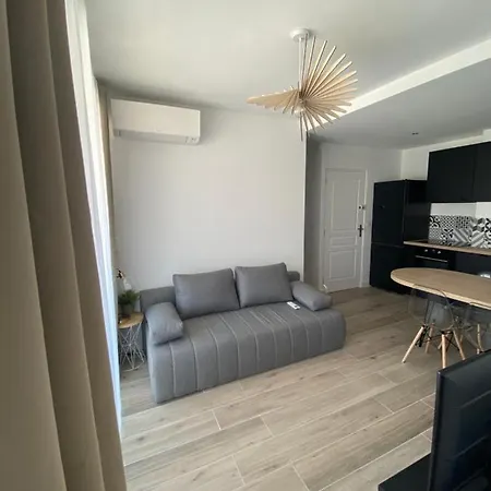 Ajaccio Magnifique T2 37m2 Centre Vue Au Bord De La Neuf 4 Couchages Balcon Parking Prive Ferme Clim Wifi Ajaccio (Corsica)