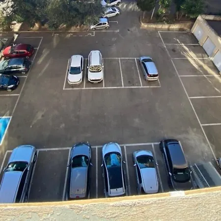 Ajaccio Magnifique T2 37m2 Centre Vue Au Bord De La Neuf 4 Couchages Balcon Parking Prive Ferme Clim Wifi Appartement