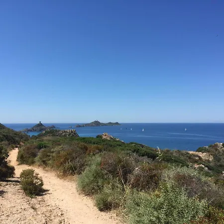 Apartment Sea View: Beachfront T2 With Balcony And Parking Ajaccio (Corsica)