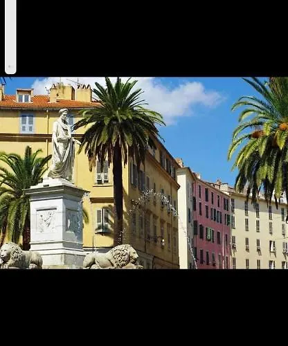 Sea View: Beachfront T2 With Balcony And Parking